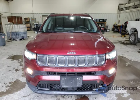2022 Jeep Compass Latitude z USA, uszkodzony, nr VIN 3C4NJDBB4NT203086